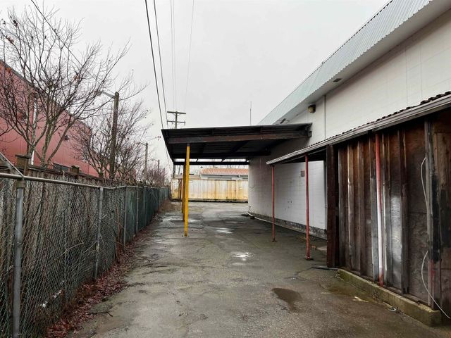 22652-fraser-highway-campbell-valley-langley-16 at 22652 Fraser Highway, Campbell Valley, Langley 22652-fraser-highway-campbell-valley-langley-16 at 22652 Fraser Highway, Campbell Valley, Langley