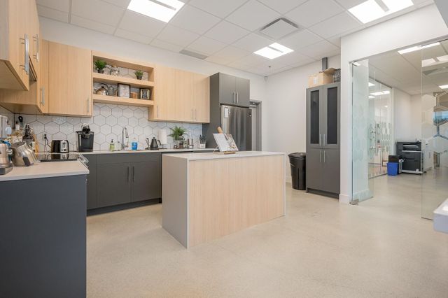 15350-croydon-drive-grandview-surrey-south-surrey-white-rock-20 at 203 - 15350 Croydon Drive, Grandview Surrey, South Surrey White Rock