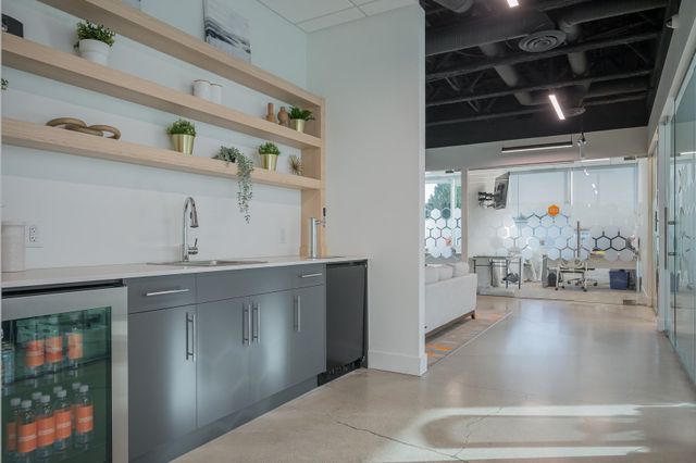 15350-croydon-drive-grandview-surrey-south-surrey-white-rock-29 at 203 - 15350 Croydon Drive, Grandview Surrey, South Surrey White Rock