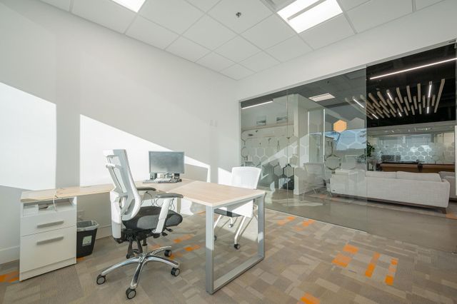 15350-croydon-drive-grandview-surrey-south-surrey-white-rock-33 at 203 - 15350 Croydon Drive, Grandview Surrey, South Surrey White Rock