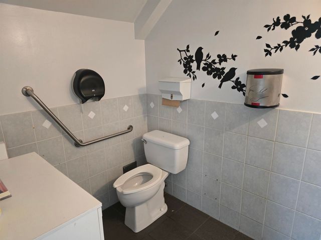 16055-fraser-highway-fleetwood-tynehead-surrey-06 at 102 - 16055 Fraser Highway, Fleetwood Tynehead, Surrey 16055-fraser-highway-fleetwood-tynehead-surrey-06 at 102 - 16055 Fraser Highway, Fleetwood Tynehead, Surrey