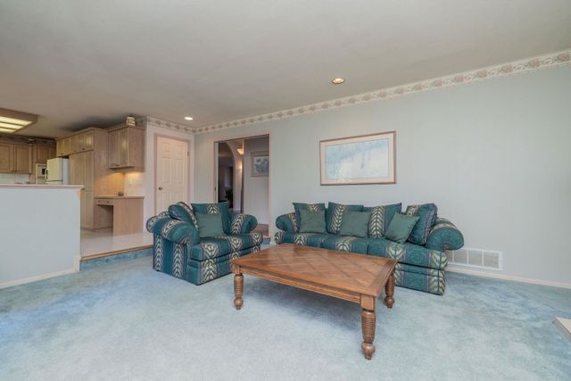 1890-136-street-crescent-bch-ocean-pk-south-surrey-white-rock-17 at 1890 136 Street, Crescent Bch Ocean Pk., South Surrey White Rock