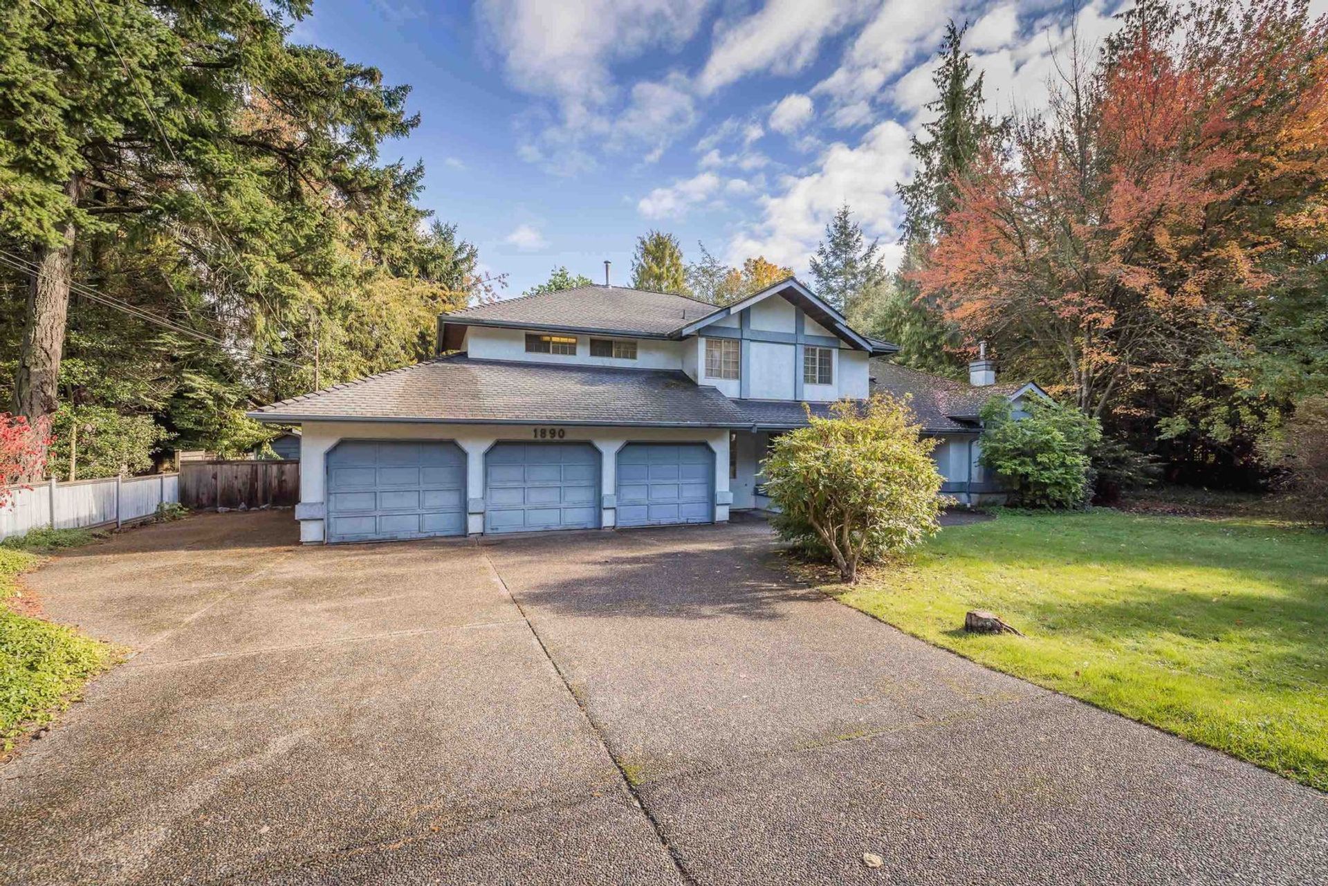 1890 136 Street, Crescent Bch Ocean Pk., South Surrey White Rock photo number 1 1890 136 Street, Crescent Bch Ocean Pk., South Surrey White Rock photo number 1