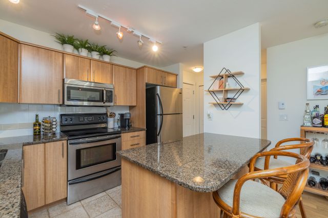 12 at 309 - 19340 65 Avenue, Clayton, Cloverdale