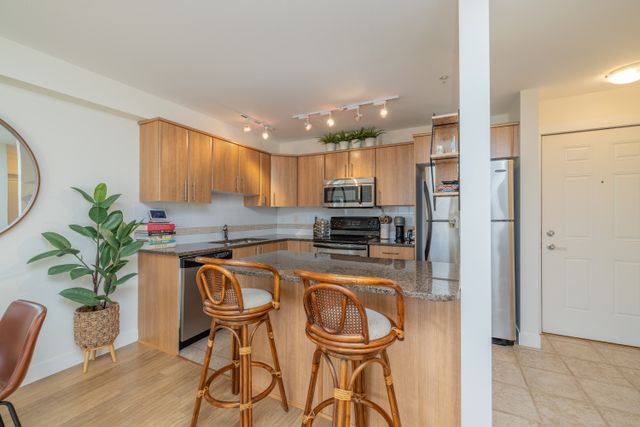 14 at 309 - 19340 65 Avenue, Clayton, Cloverdale
