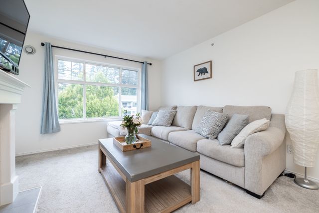 7 at 304 - 8976 208 Street, Walnut Grove, Langley