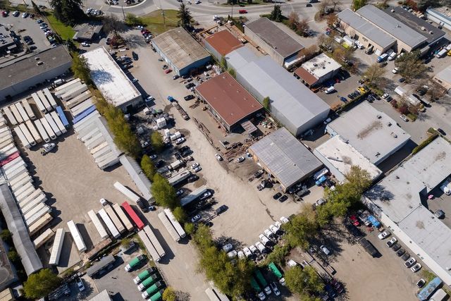 19837-telegraph-trail-walnut-grove-langley-02 at 19837 Telegraph Trail, Walnut Grove, Langley