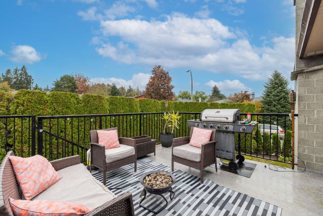 262975571-55e0c06d-f78f-41cf-b76b-9a1723f3307f at 2866 Woodland Drive, Willoughby Heights, Langley