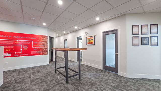 second-floor-landing at 8 -  8337 Young Road, Chilliwack Downtown, Chilliwack