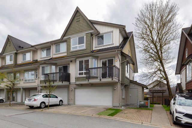 7155-189-street-clayton-cloverdale-03 at 35 - 7155 189 Street, Clayton, Cloverdale
