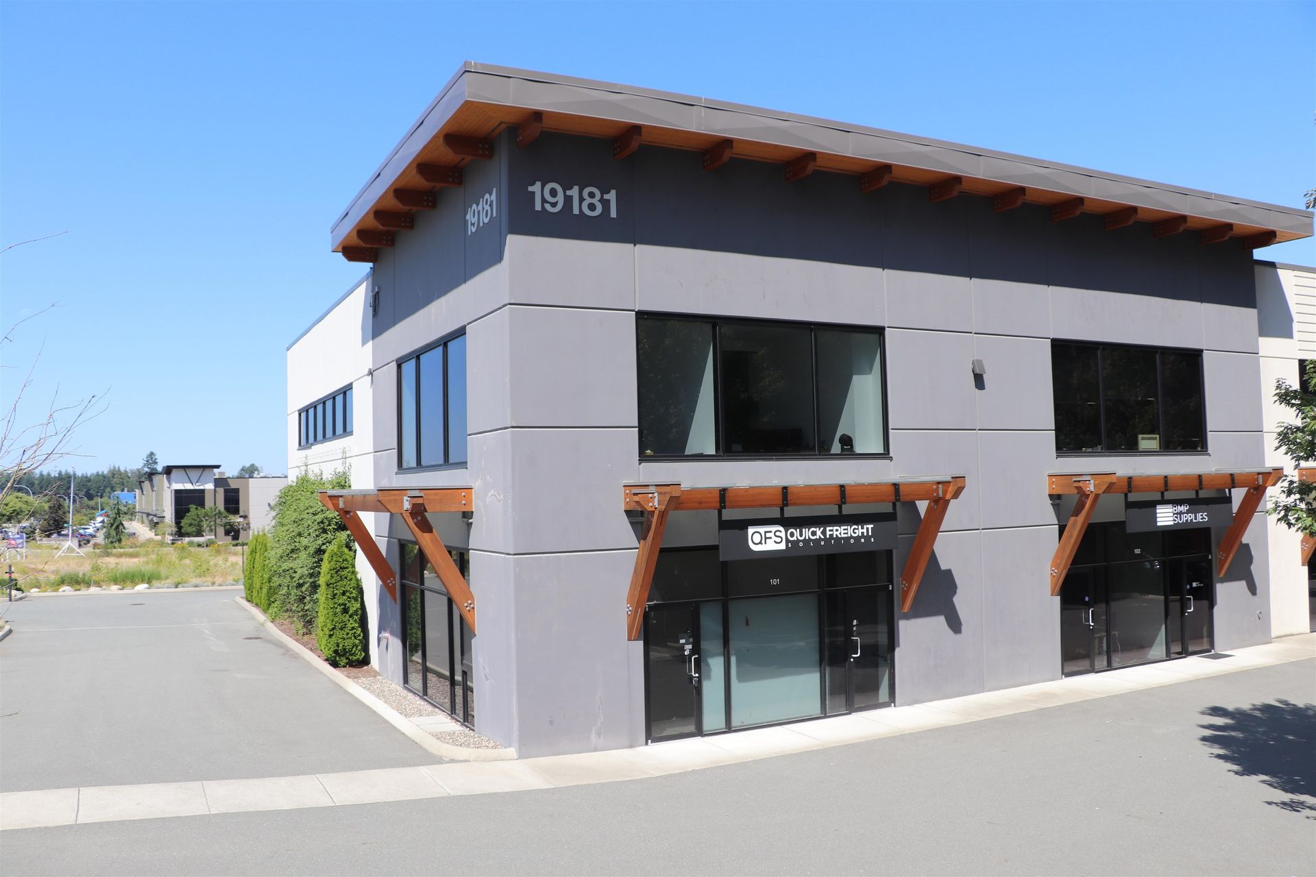 101 - 19181 34a Avenue, Serpentine, Cloverdale photo number 1