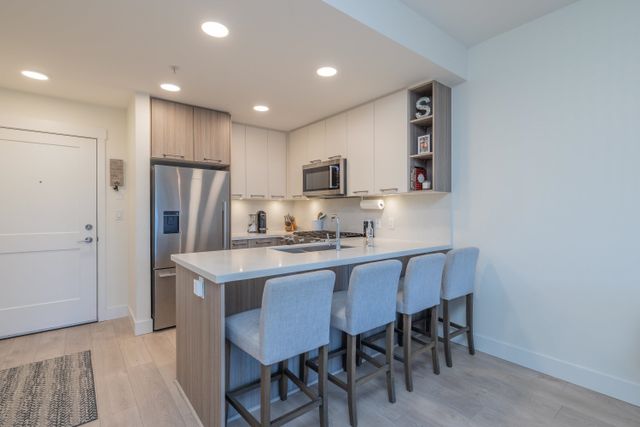 14022-north-bluff-road-white-rock-south-surrey-white-rock-10 at 312 - 14022 North Bluff Road, White Rock, South Surrey White Rock