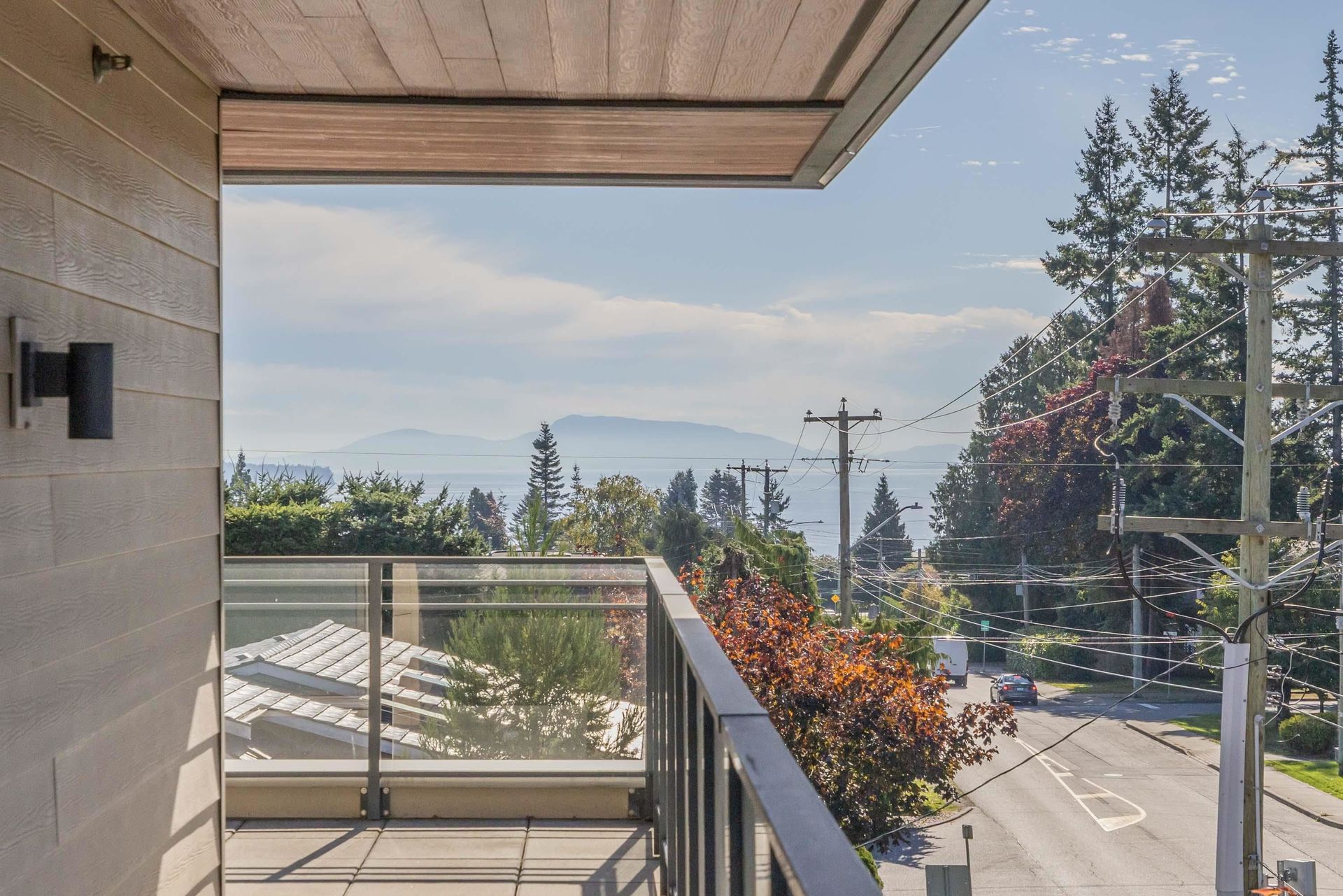 312 - 14022 North Bluff Road, White Rock, South Surrey White Rock photo number 1 312 - 14022 North Bluff Road, White Rock, South Surrey White Rock photo number 1