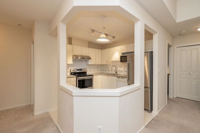 210-eleventh-street-uptown-nw-new-westminster-10 at 508 - 210 Eleventh Street, Uptown NW, New Westminster 210-eleventh-street-uptown-nw-new-westminster-10 at 508 - 210 Eleventh Street, Uptown NW, New Westminster