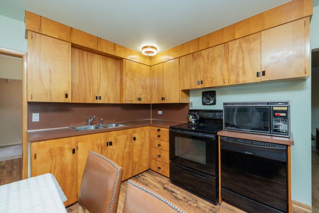 10921-142a-street-bridgeview-north-surrey-09 at 10921 142a Street, Bridgeview, North Surrey