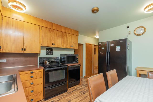 10921-142a-street-bridgeview-north-surrey-10 at 10921 142a Street, Bridgeview, North Surrey