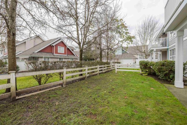 16995-64-avenue-cloverdale-bc-cloverdale-34 at 72 - 16995 64 Avenue, Cloverdale BC, Cloverdale