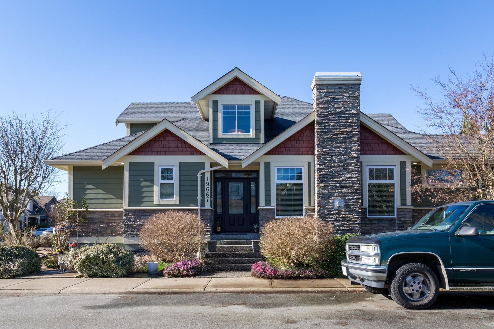 19667 72a Avenue, Willoughby Heights, Langley photo number 1