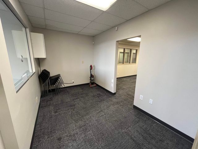 10706-king-george-boulevard-whalley-north-surrey-05 at 102 - 10706 King George Boulevard, Whalley, North Surrey