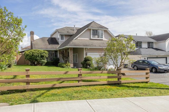 7838-160-street-fleetwood-tynehead-surrey-01 at 7838 160 Street, Fleetwood Tynehead, Surrey