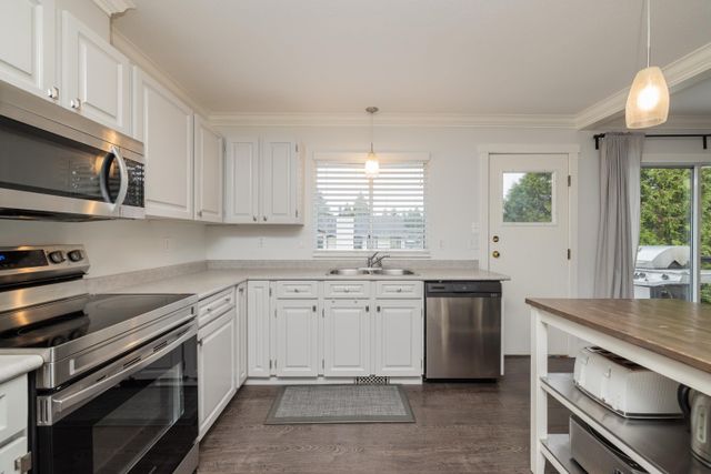21559-93a-avenue-walnut-grove-langley-10 at 21559 93a Avenue, Walnut Grove, Langley