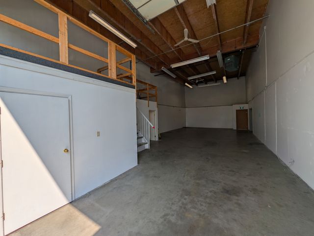 2 at 102 - 19331 Enterprise Way, Cloverdale BC, Cloverdale