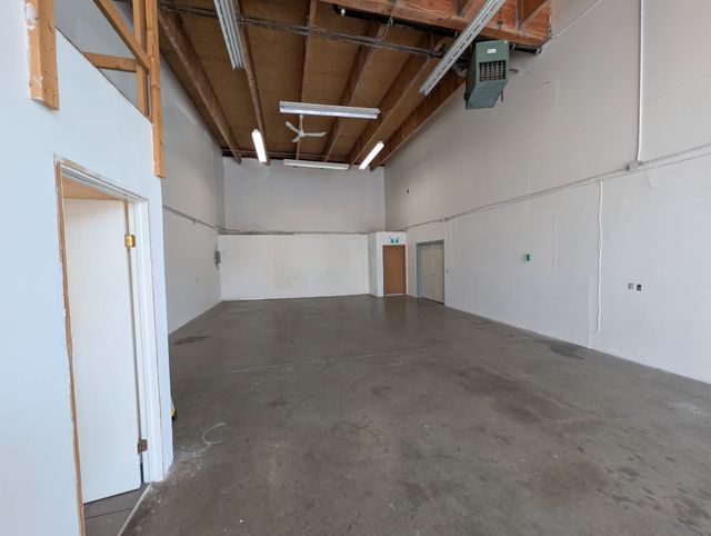 5 at 102 - 19331 Enterprise Way, Cloverdale BC, Cloverdale