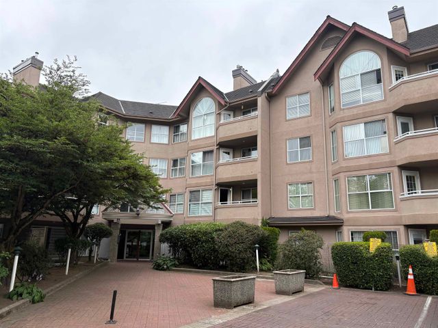 7435-121a-street-west-newton-surrey-02 at 310 - 7435 121a Street, West Newton, Surrey