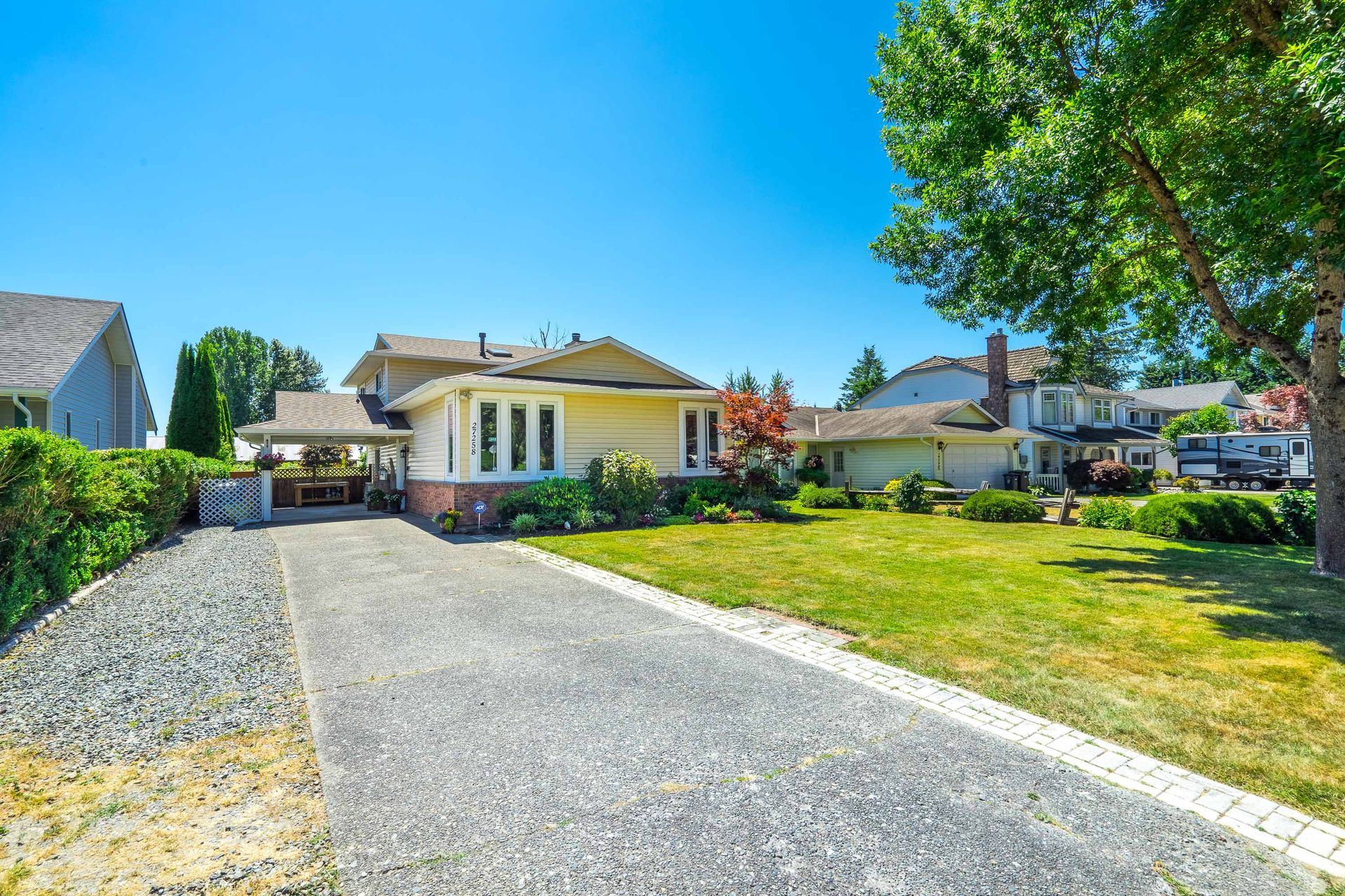 27258 26b Avenue, Aldergrove Langley, Langley photo number 1