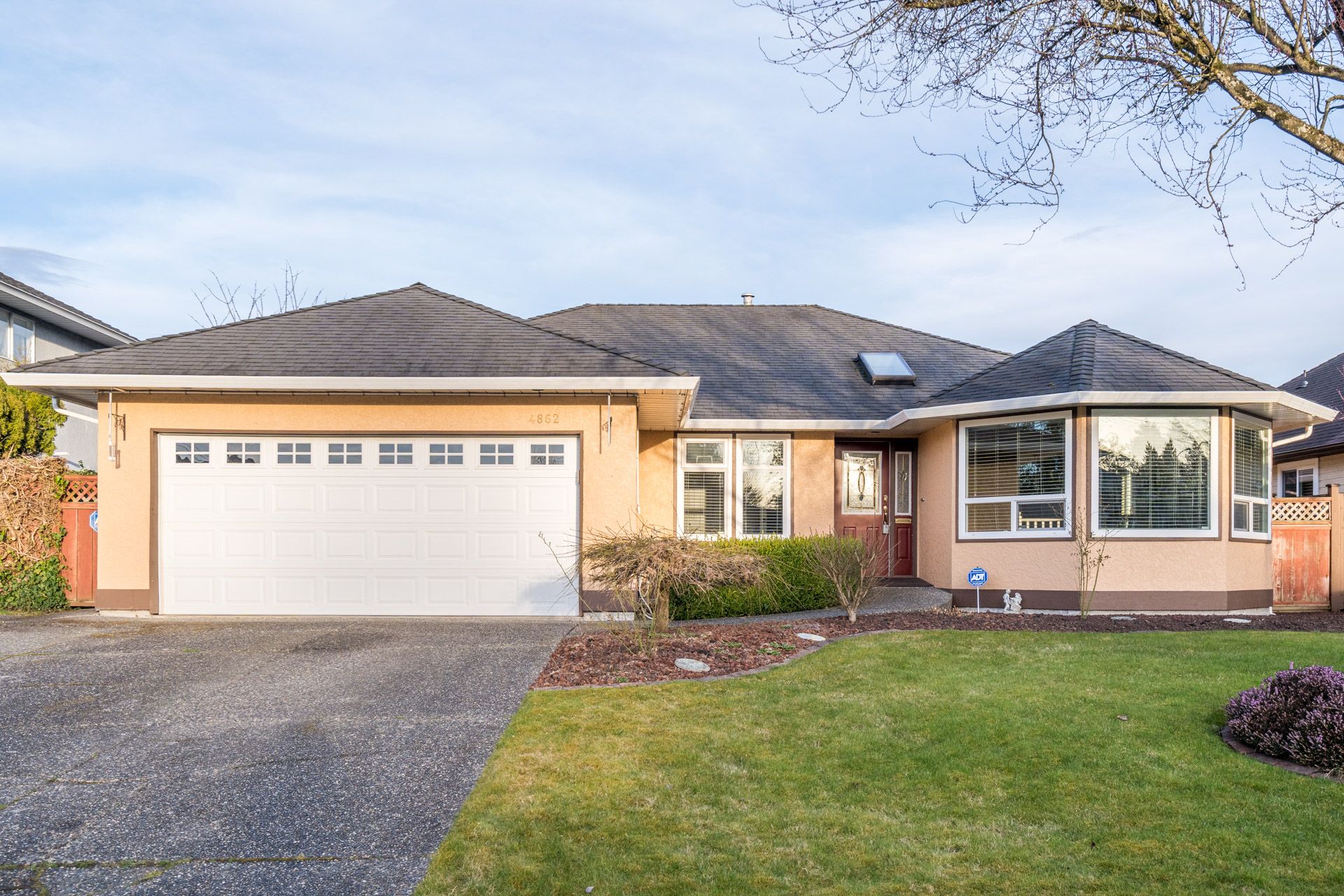 4862 208a Street, Langley City, Langley photo number 1 4862 208a Street, Langley City, Langley photo number 1