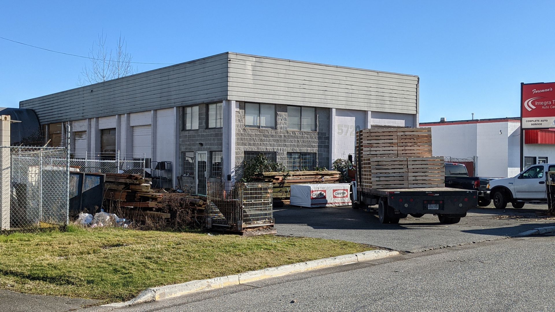 5720 198 Street, Langley City, Langley photo number 1 5720 198 Street, Langley City, Langley photo number 1