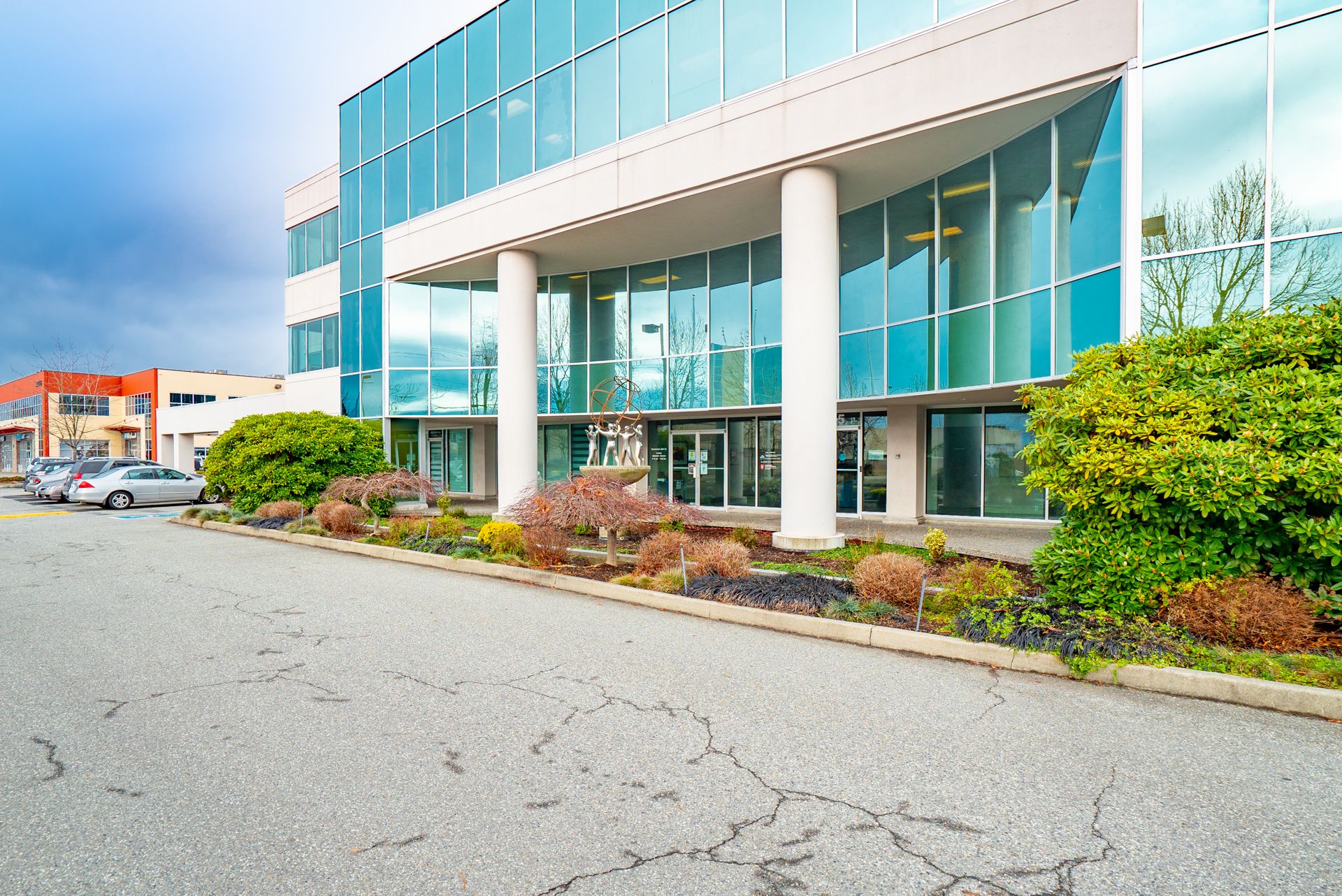 302 - 20385 64 Avenue, Willoughby Heights, Langley photo number 1 302 - 20385 64 Avenue, Willoughby Heights, Langley photo number 1