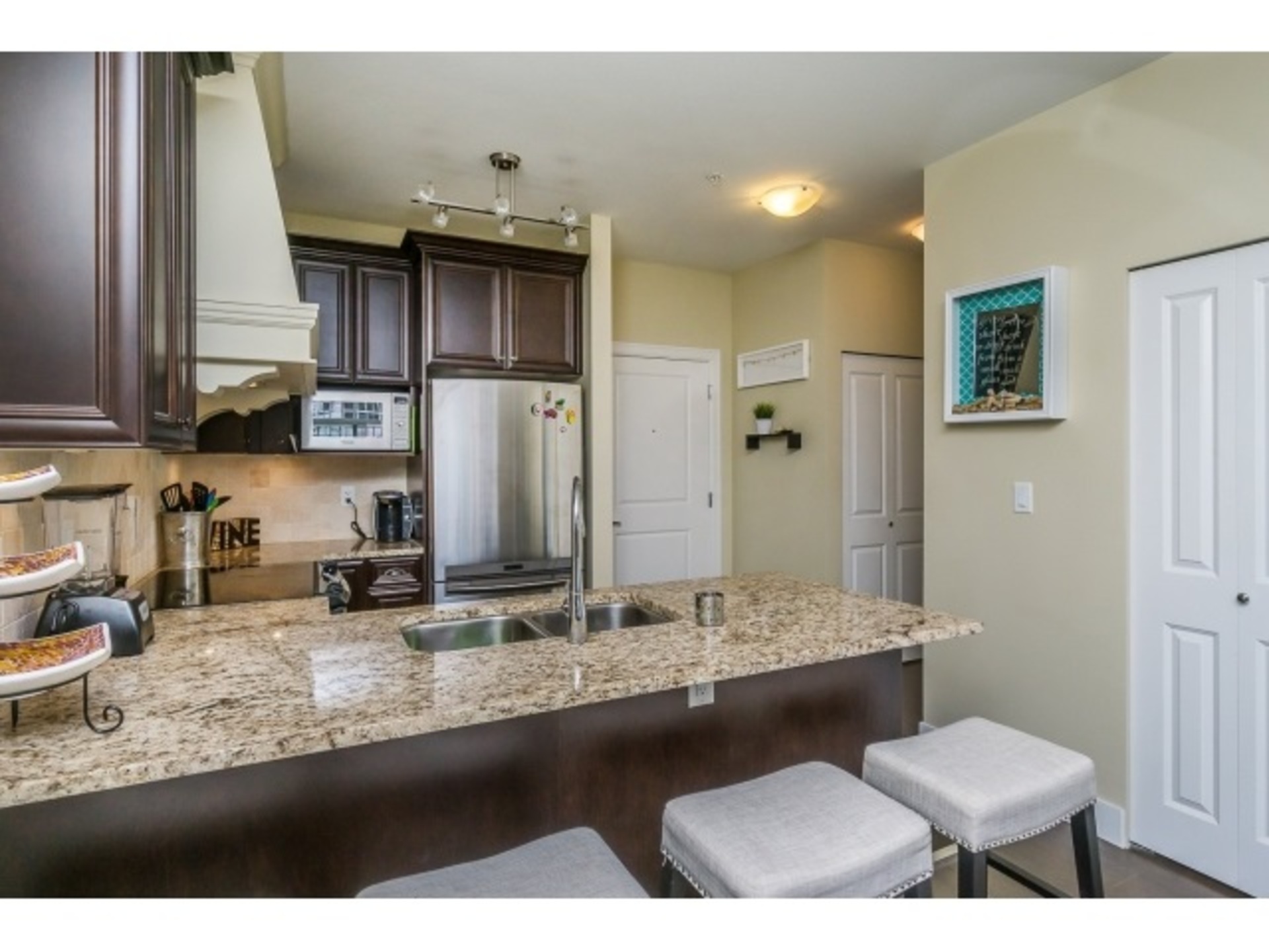 262097221-4 at 313 - 6480 195a Street, Clayton, Cloverdale