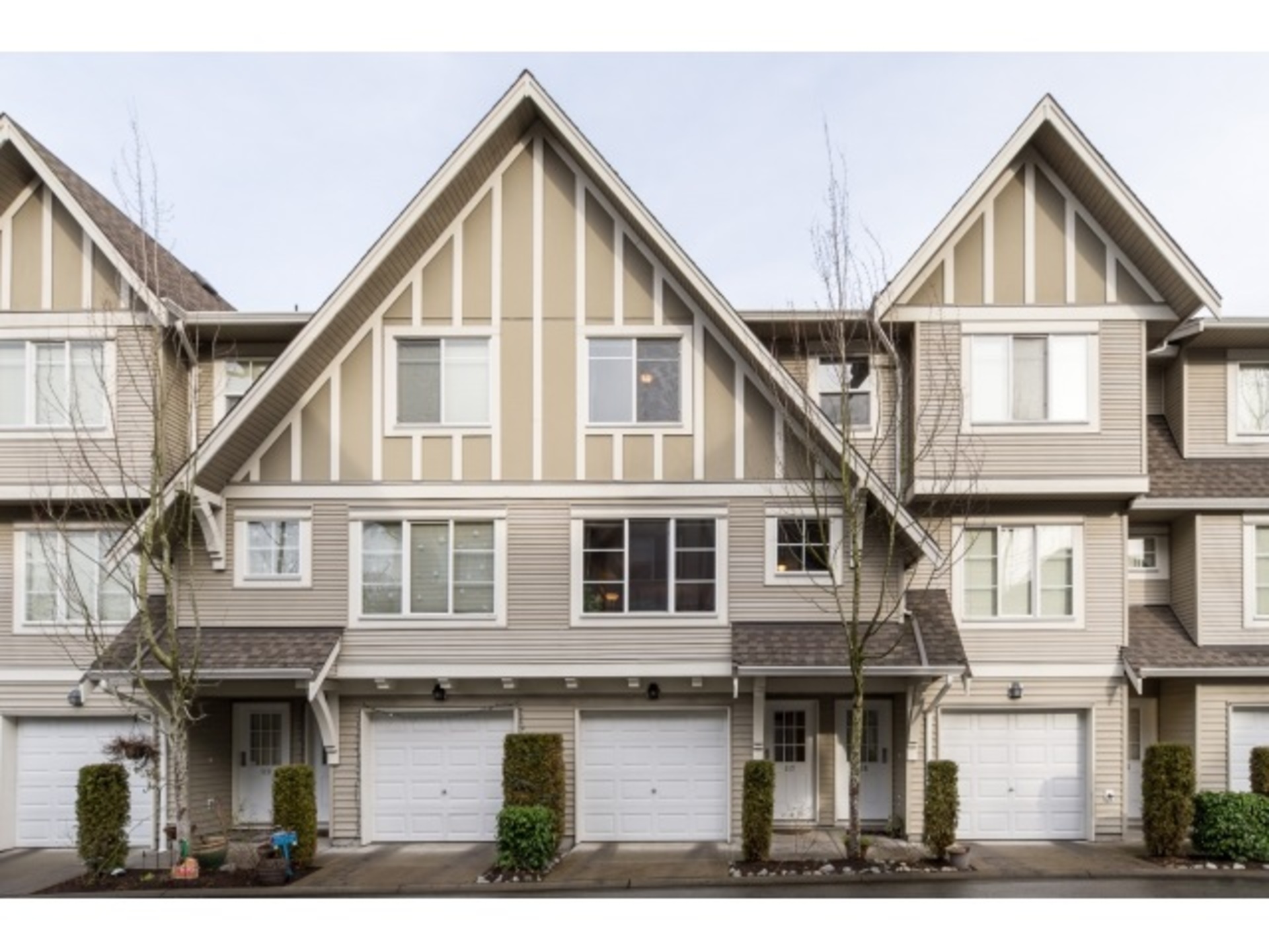 262047272 at 117 - 15175 62a Avenue, Sullivan Station, Surrey