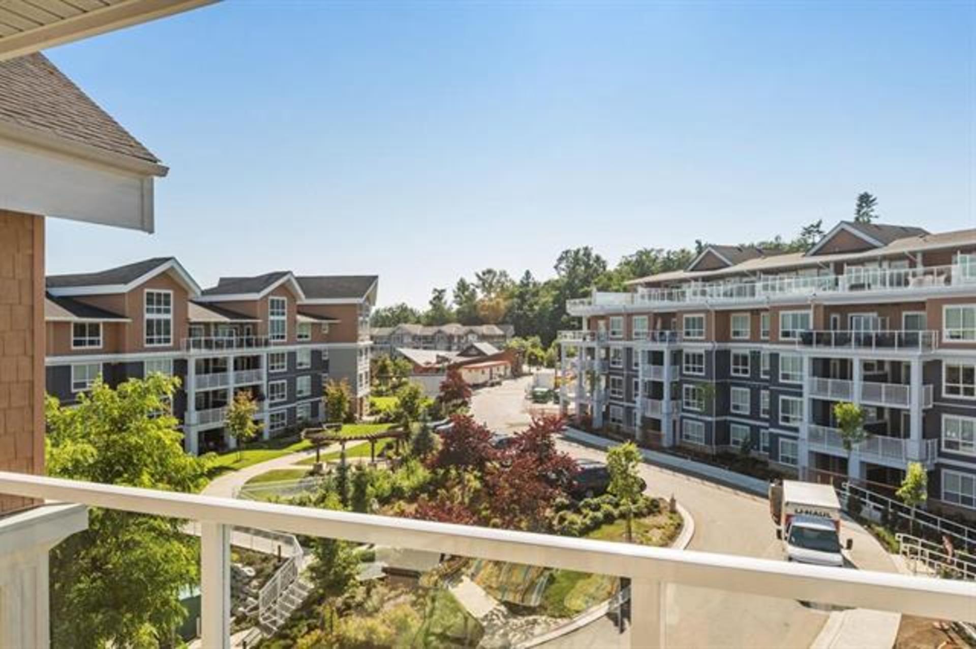 262207364-11 at 508 - 6460 194 Street, Clayton, Cloverdale