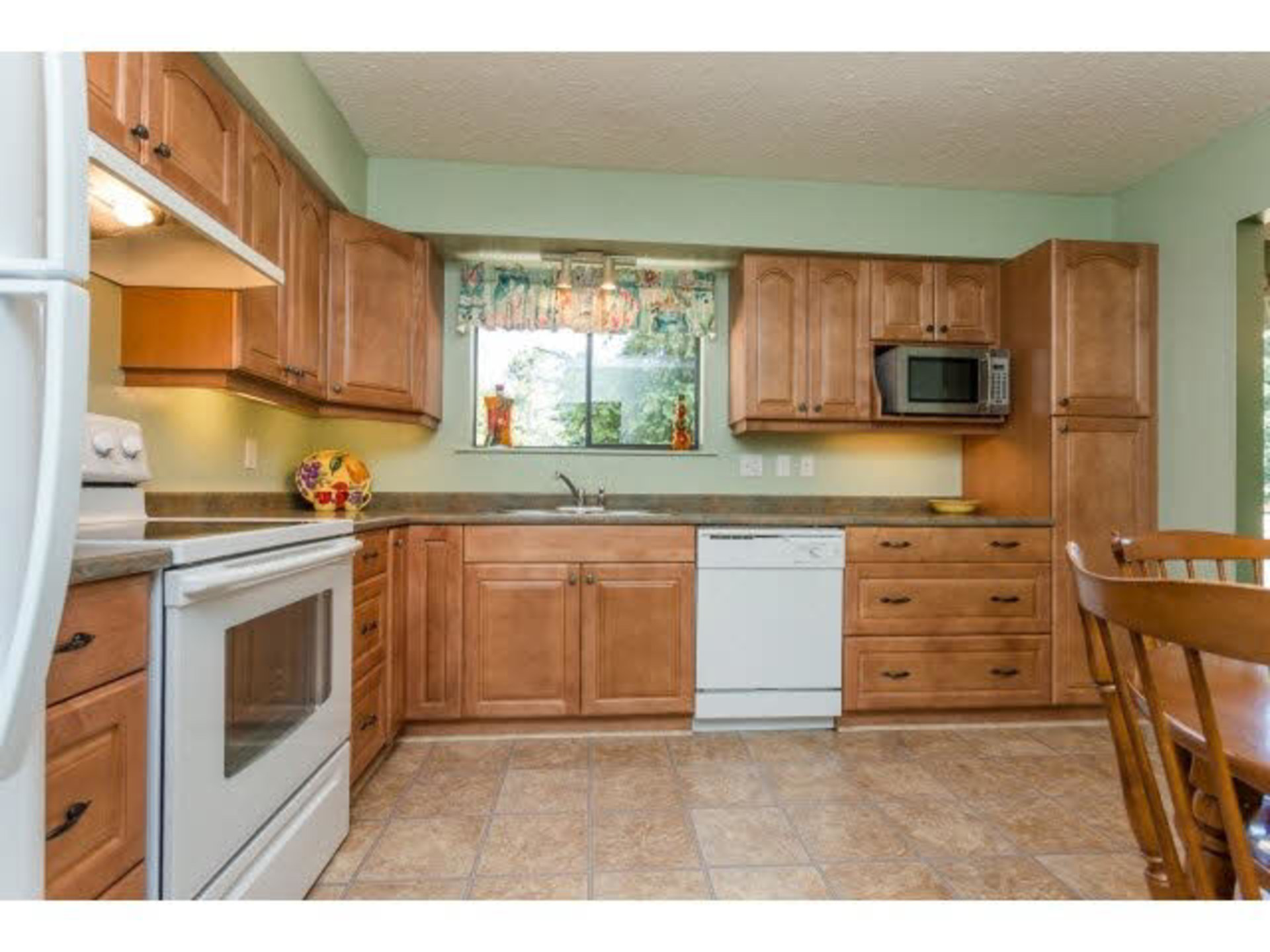 261936392-6 at 20715 47a Avenue, Langley City, Langley