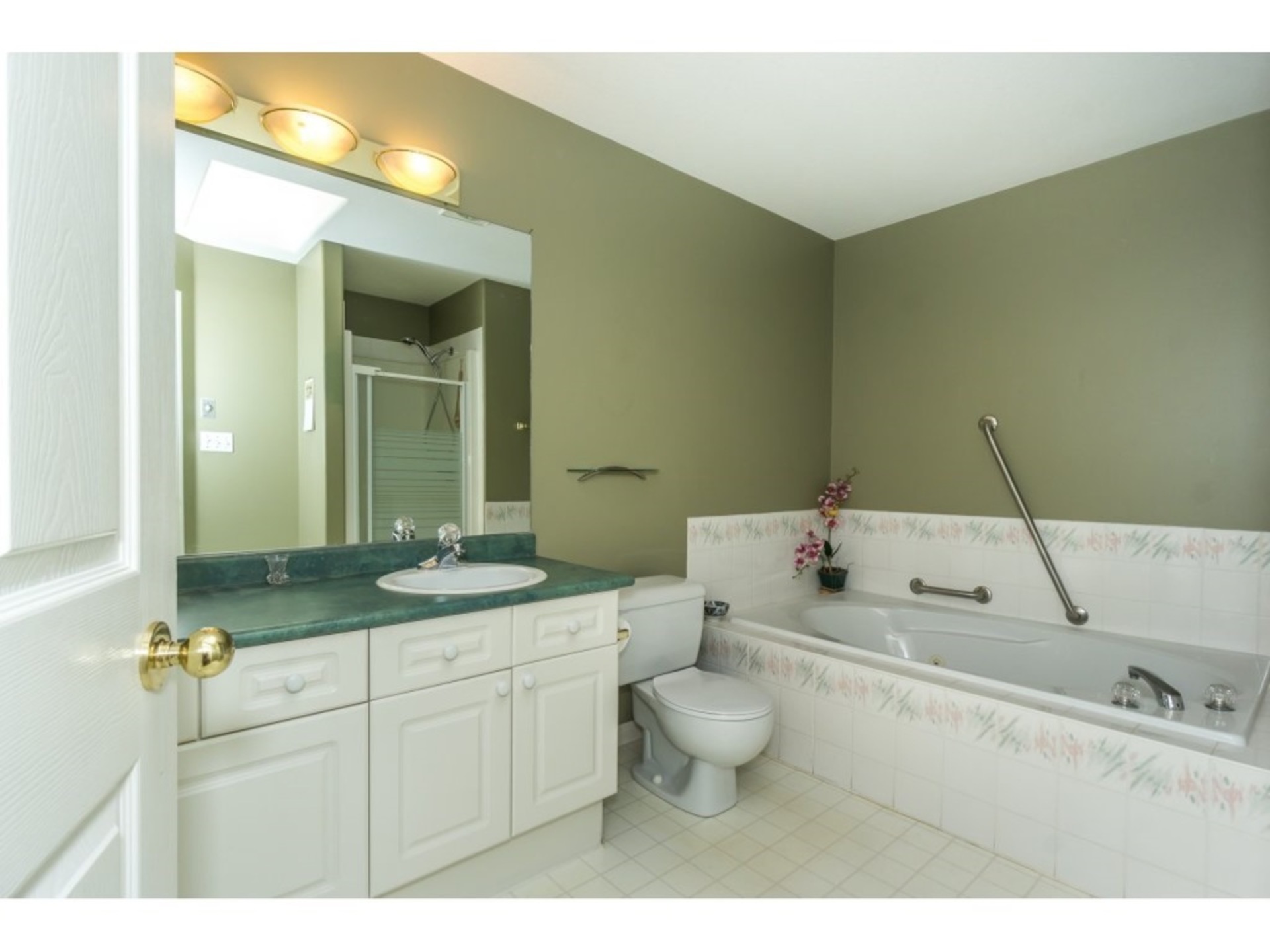 32777-chilcotin-drive-central-abbotsford-abbotsford-14 at 6 - 32777 Chilcotin Drive, Central Abbotsford, Abbotsford