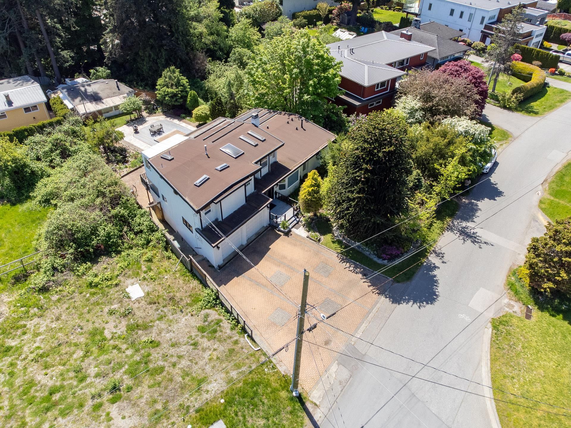 14220-malabar-avenue-white-rock-south-surrey-white-rock-06 at 14220 Malabar Avenue, White Rock, South Surrey White Rock 14220-malabar-avenue-white-rock-south-surrey-white-rock-06 at 14220 Malabar Avenue, White Rock, South Surrey White Rock