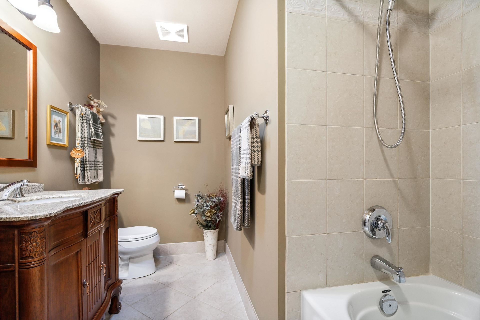 4523-southridge-crescent-murrayville-langley-20 at 4523 Southridge Crescent, Murrayville, Langley 4523-southridge-crescent-murrayville-langley-20 at 4523 Southridge Crescent, Murrayville, Langley