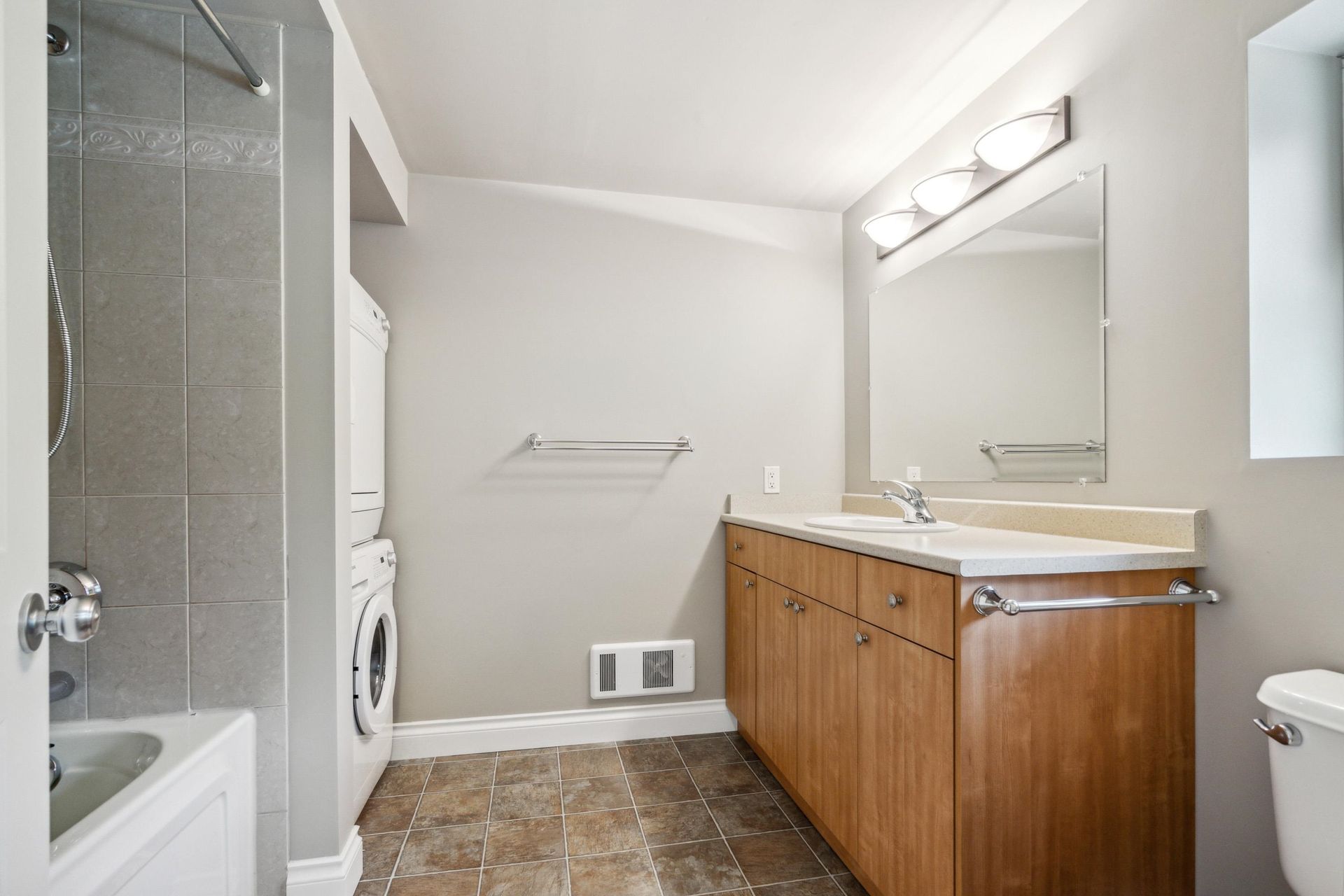 4523-southridge-crescent-murrayville-langley-30 at 4523 Southridge Crescent, Murrayville, Langley 4523-southridge-crescent-murrayville-langley-30 at 4523 Southridge Crescent, Murrayville, Langley