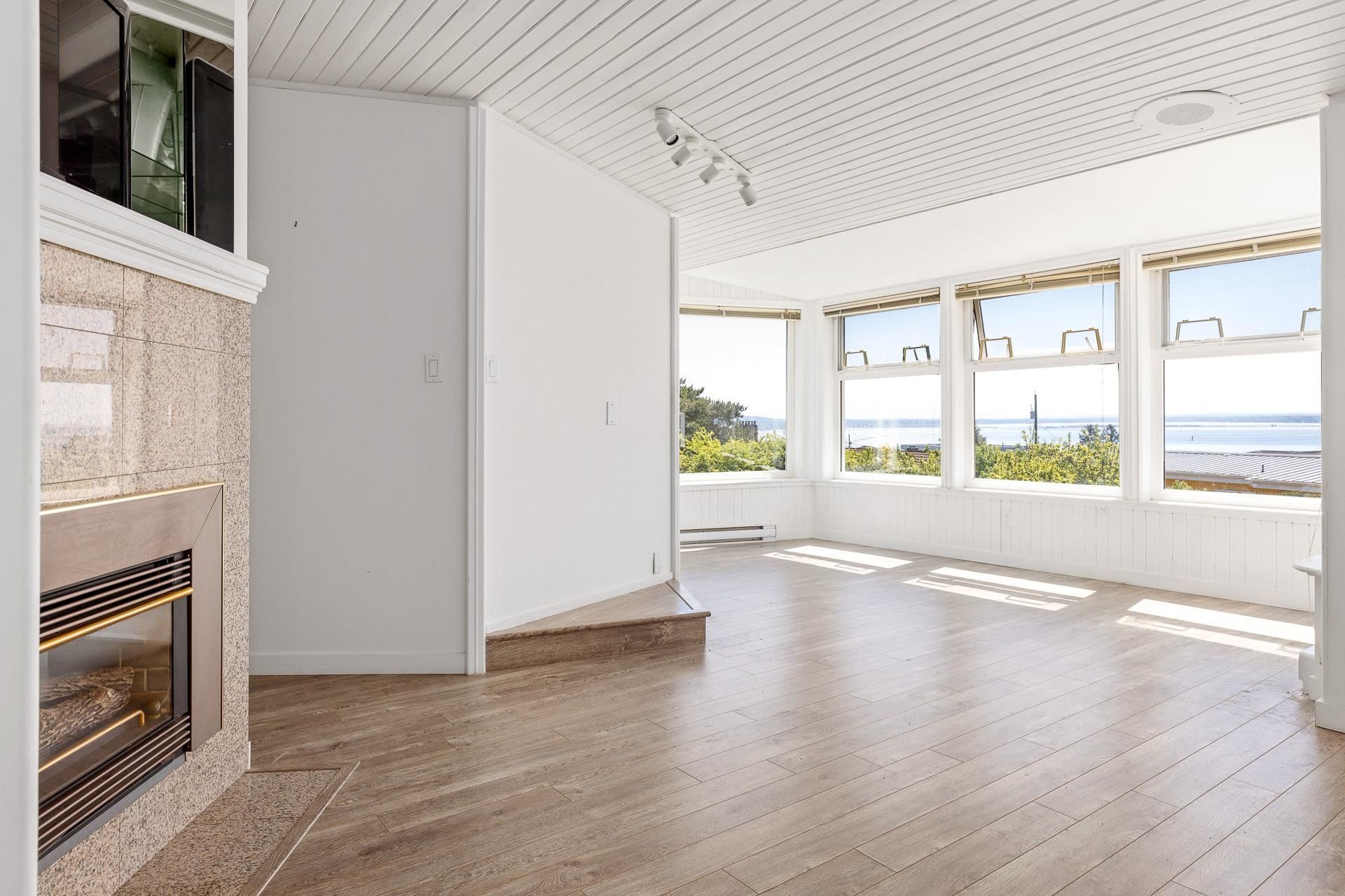 14220-malabar-avenue-white-rock-south-surrey-white-rock-14 at 14220 Malabar Avenue, White Rock, South Surrey White Rock