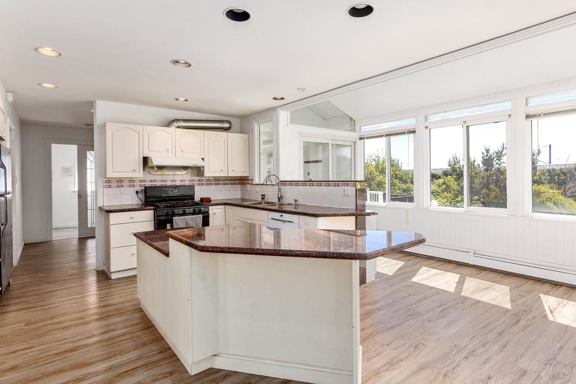 14220-malabar-avenue-white-rock-south-surrey-white-rock-17 at 14220 Malabar Avenue, White Rock, South Surrey White Rock