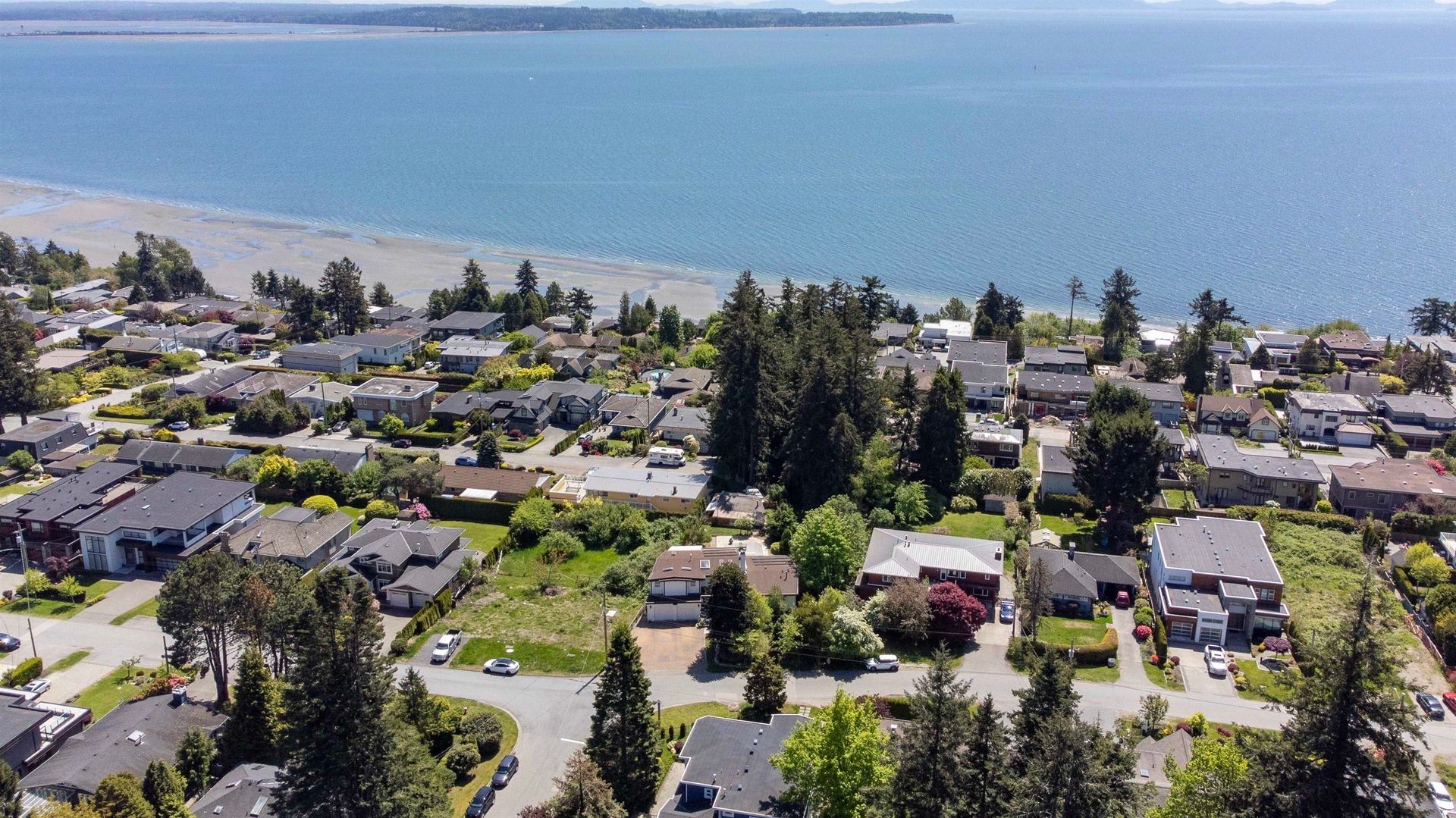 14220-malabar-avenue-white-rock-south-surrey-white-rock-18 at 14220 Malabar Avenue, White Rock, South Surrey White Rock