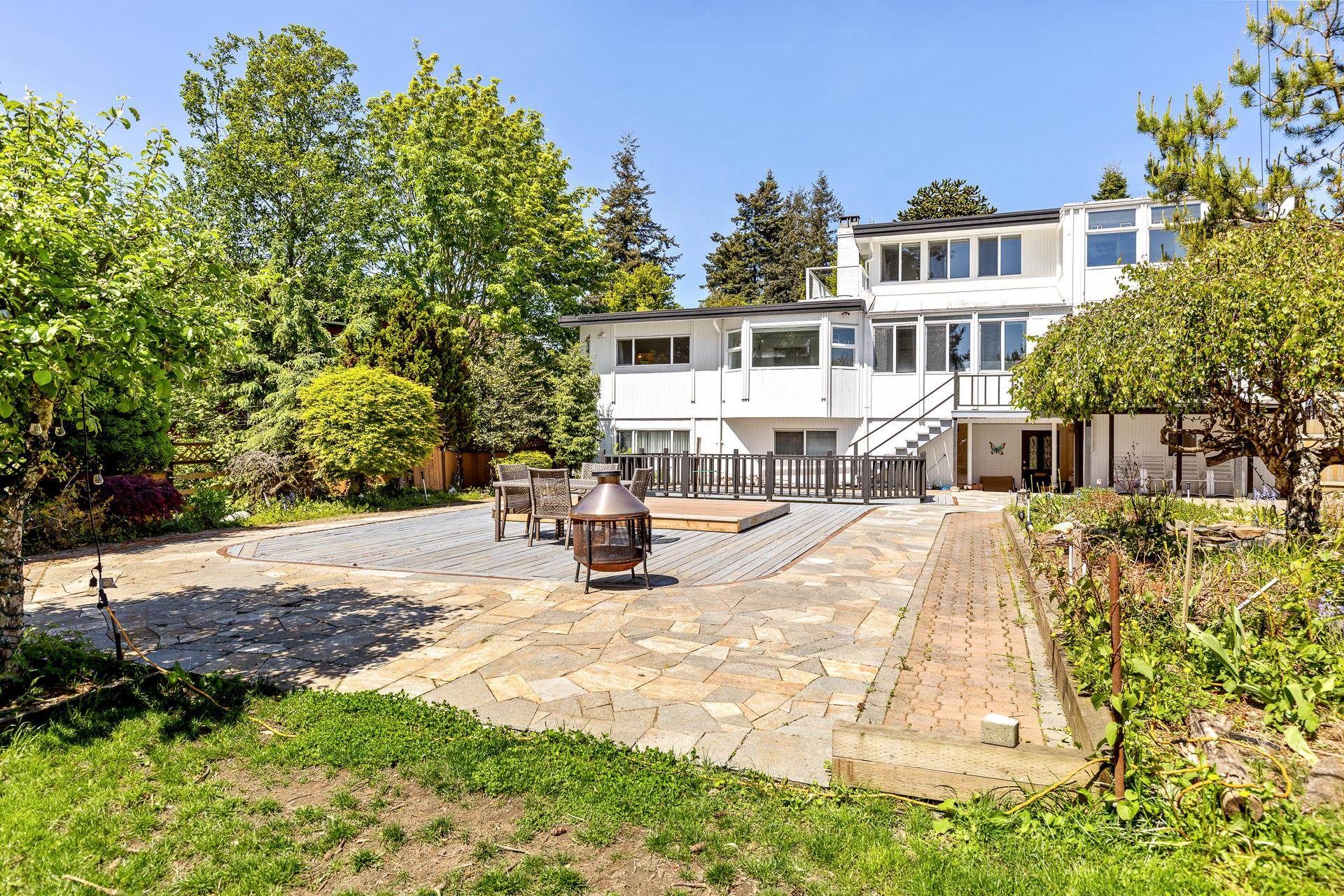 14220-malabar-avenue-white-rock-south-surrey-white-rock-25 at 14220 Malabar Avenue, White Rock, South Surrey White Rock