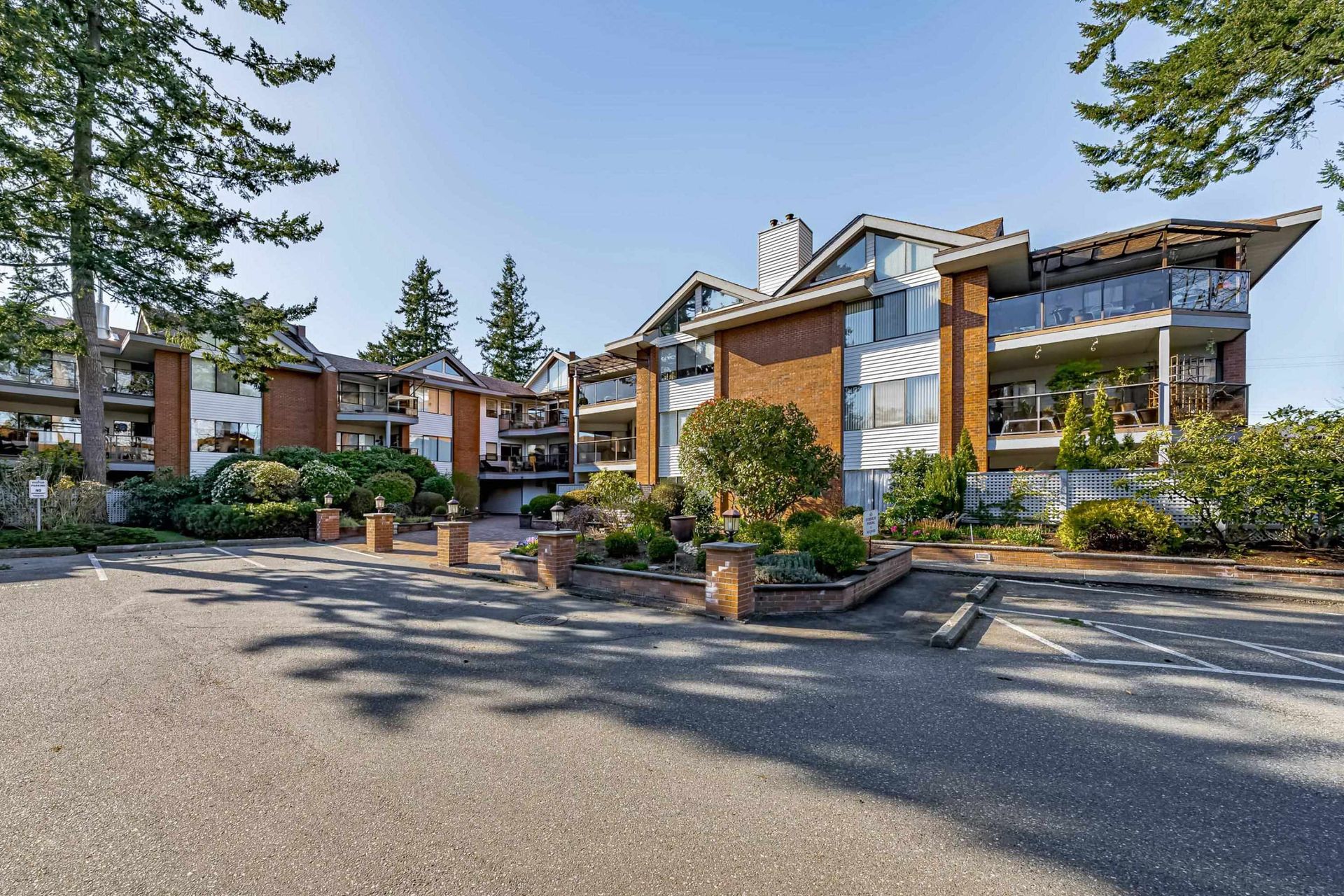 15270-17-avenue-king-george-corridor-south-surrey-white-rock-30 at 305 - 15270 17 Avenue, King George Corridor, South Surrey White Rock