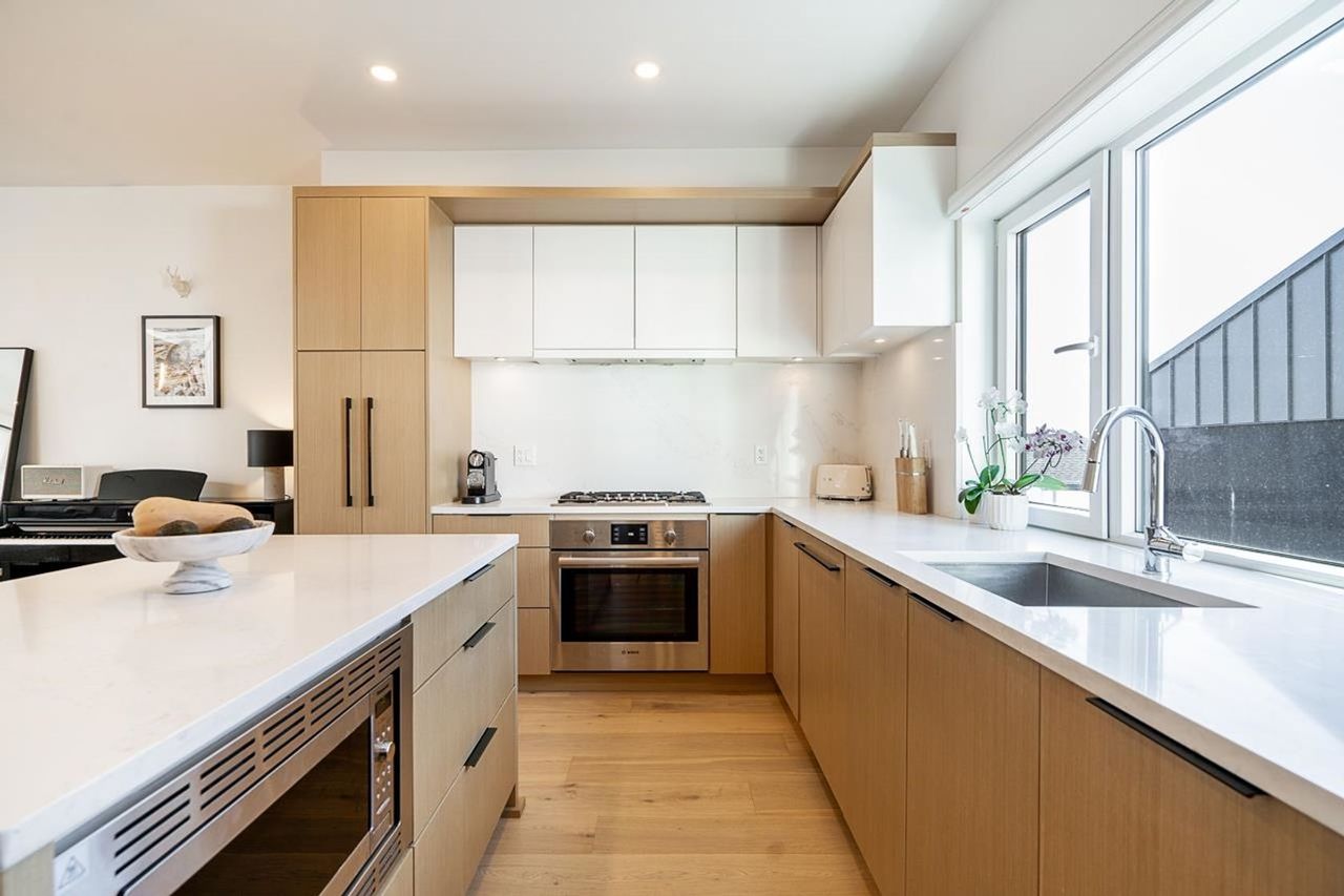 649-e-3rd-street-lower-lonsdale-north-vancouver-13 at 215 - 649 E 3rd Street, Lower Lonsdale, North Vancouver