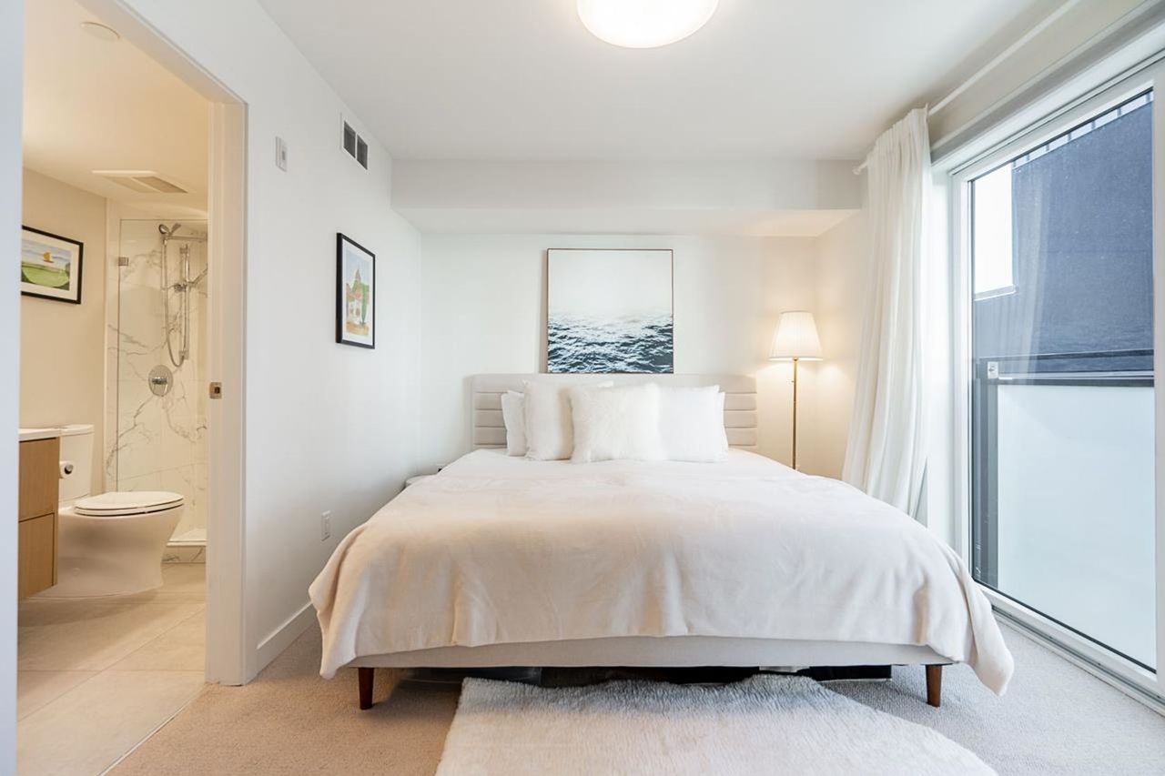 649-e-3rd-street-lower-lonsdale-north-vancouver-18 at 215 - 649 E 3rd Street, Lower Lonsdale, North Vancouver