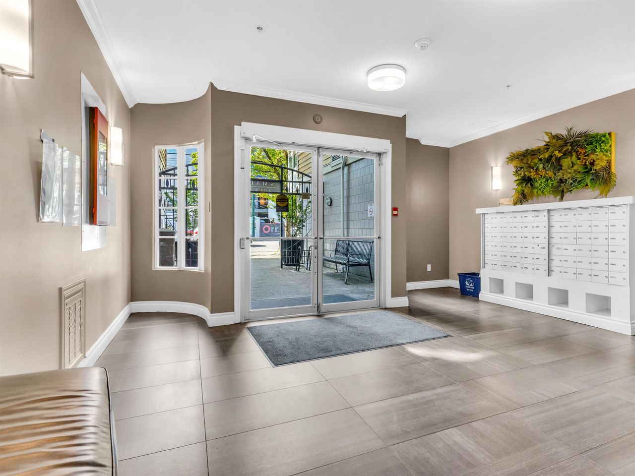 2929-w-4th-avenue-kitsilano-vancouver-west-11 at 403 - 2929 W 4th Avenue, Kitsilano, Vancouver West