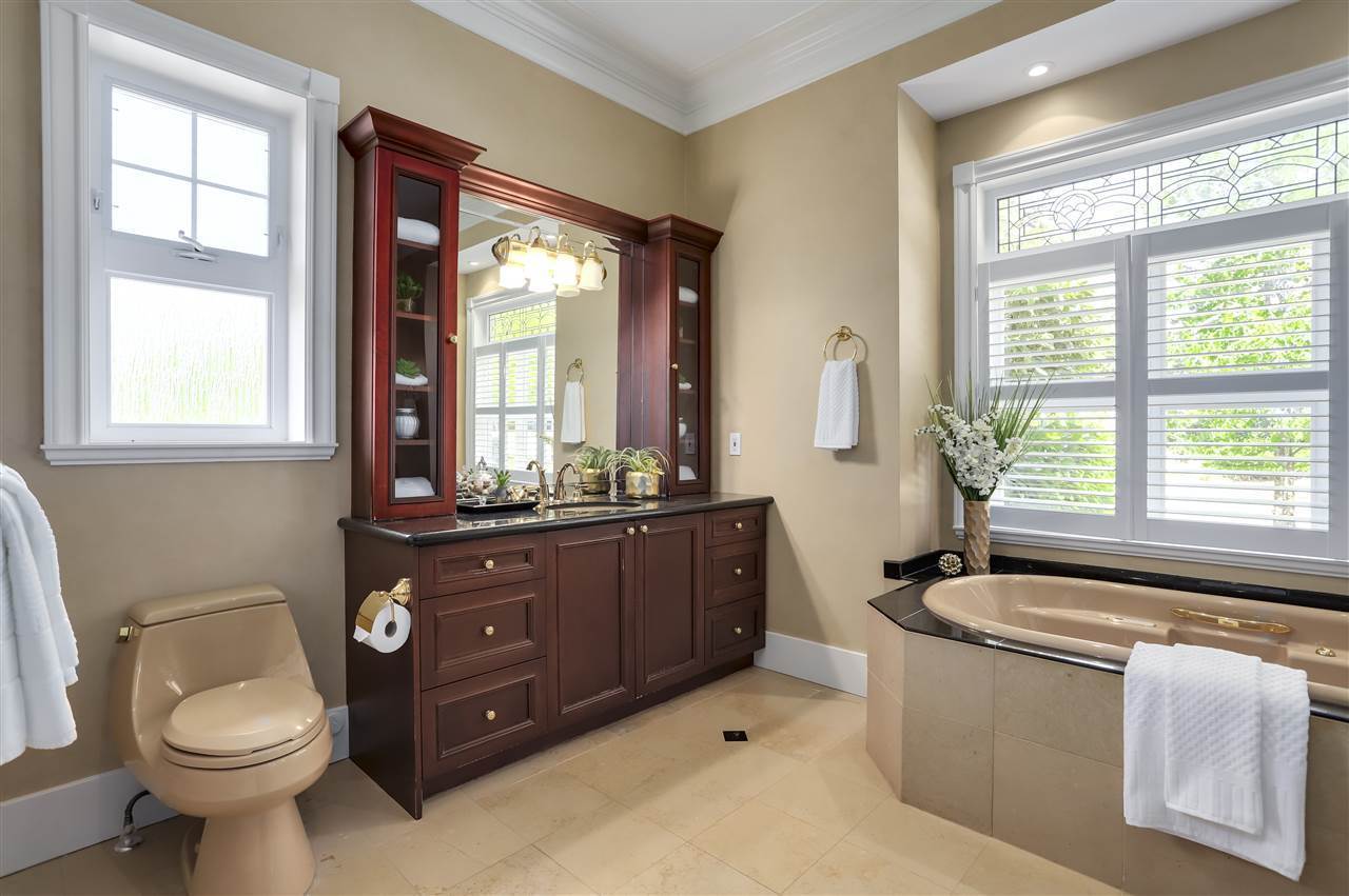 2528-w-39th-avenue-kerrisdale-vancouver-west-09 at 2528 W 39th Avenue, Kerrisdale, Vancouver West