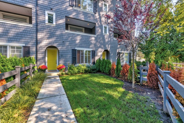 Front Entrance at 15 - 16357 15 Avenue, King George Corridor, South Surrey White Rock